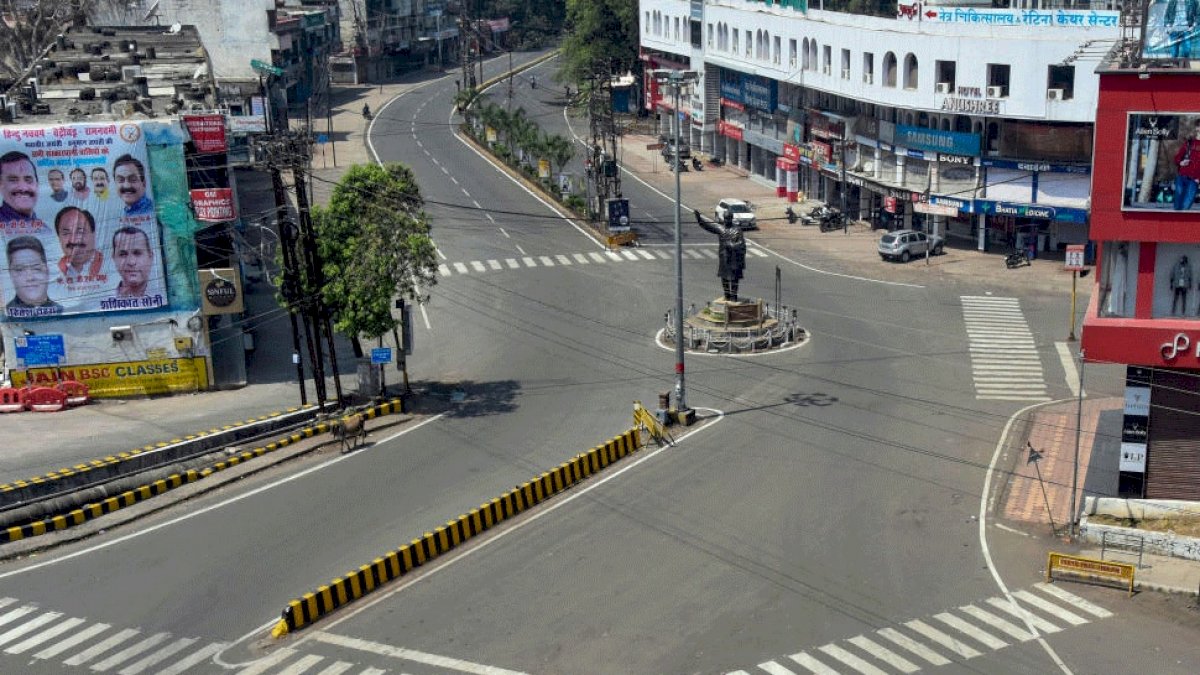 भोपाल, इंदौर और जबलपुर में लॉकडाउन का एलान, 21 मार्च को पूरी तरह बंद रहेंगे तीनों शहर भोपाल, इंदौर और जबलपुर में लॉकडाउन का एलान, 21 मार्च को पूरी तरह बंद रहेंगे तीनों शहर