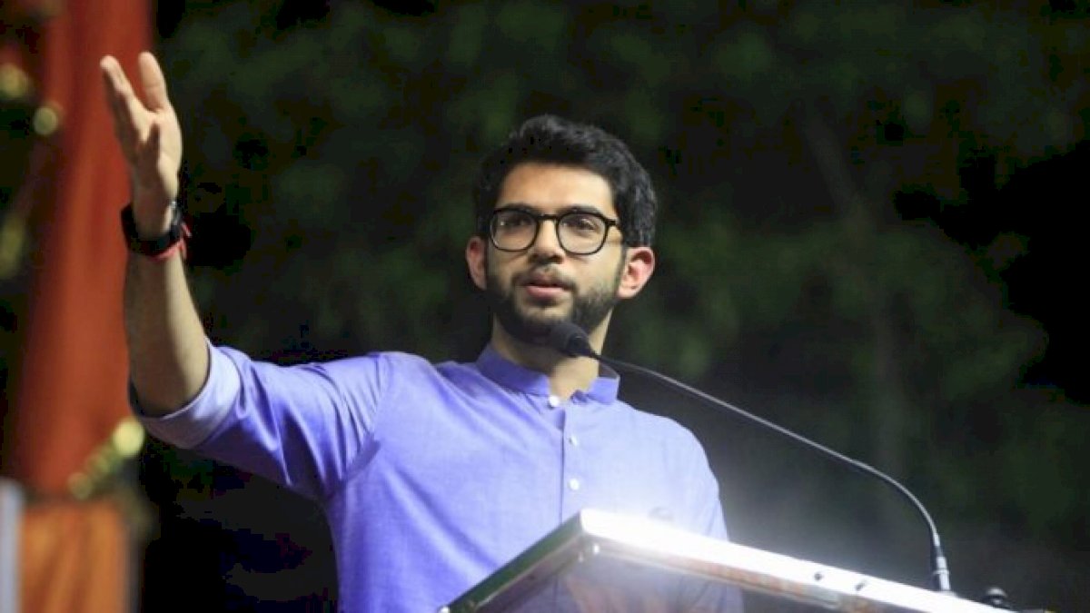 महाराष्ट्र के मंत्री आदित्य ठाकरे हुए कोरोना पॉज़िटिव, ट्वीट करके दी जानकारी महाराष्ट्र के मंत्री आदित्य ठाकरे हुए कोरोना पॉज़िटिव, ट्वीट करके दी जानकारी