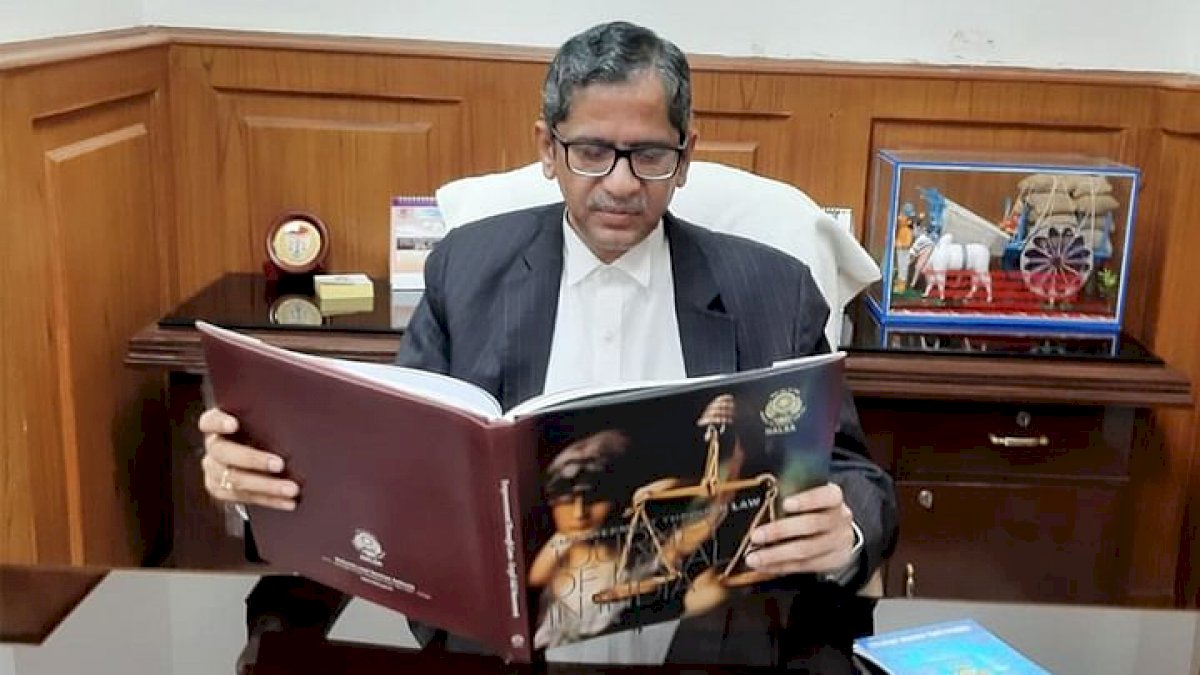 एनवी रमन्ना होंगे सुप्रीम कोर्ट के अगले CJI, एसए बोबड़े ने केंद्र को भेजी सिफारिश एनवी रमन्ना होंगे सुप्रीम कोर्ट के अगले CJI, एसए बोबड़े ने केंद्र को भेजी सिफारिश