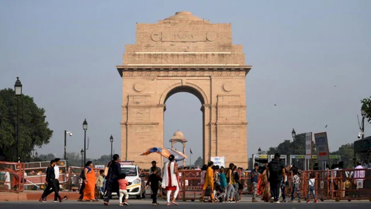 दिल्ली में चुनी हुई सरकार से ज्यादा शक्तियां LG को देने का बिल राज्यसभा में भी पास दिल्ली में चुनी हुई सरकार से ज्यादा शक्तियां LG को देने का बिल राज्यसभा में भी पास