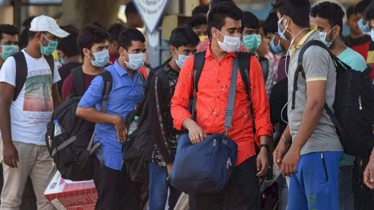 कोरोना के पांच से ज़्यादा केस वाले क्षेत्रों में बनेगा माइक्रो कंटेनमेंट, नाइट कर्फ्यू की अवधि पर फैसला आज कोरोना के पांच से ज़्यादा केस वाले क्षेत्रों में बनेगा माइक्रो कंटेनमेंट, नाइट कर्फ्यू की अवधि पर फैसला आज
