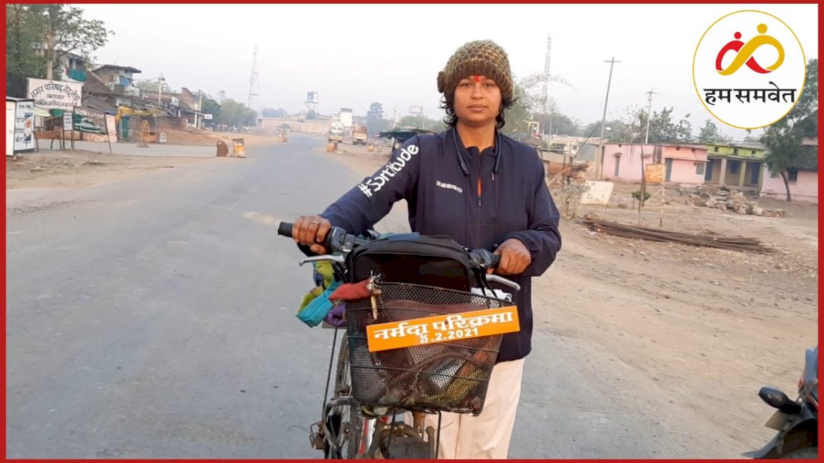 डॉक्टर सीमा अग्रवाल ने पेश की मिसाल, साइकल पर अकेले की नर्मदा परिक्रमा डॉक्टर सीमा अग्रवाल ने पेश की मिसाल, साइकल पर अकेले की नर्मदा परिक्रमा