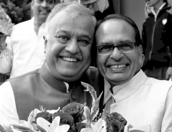 Photo Courtesy: Twitter Photo Courtesy: Twitter