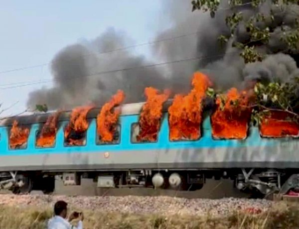 Photo Courtesy: Aaj tak Photo Courtesy: Aaj tak