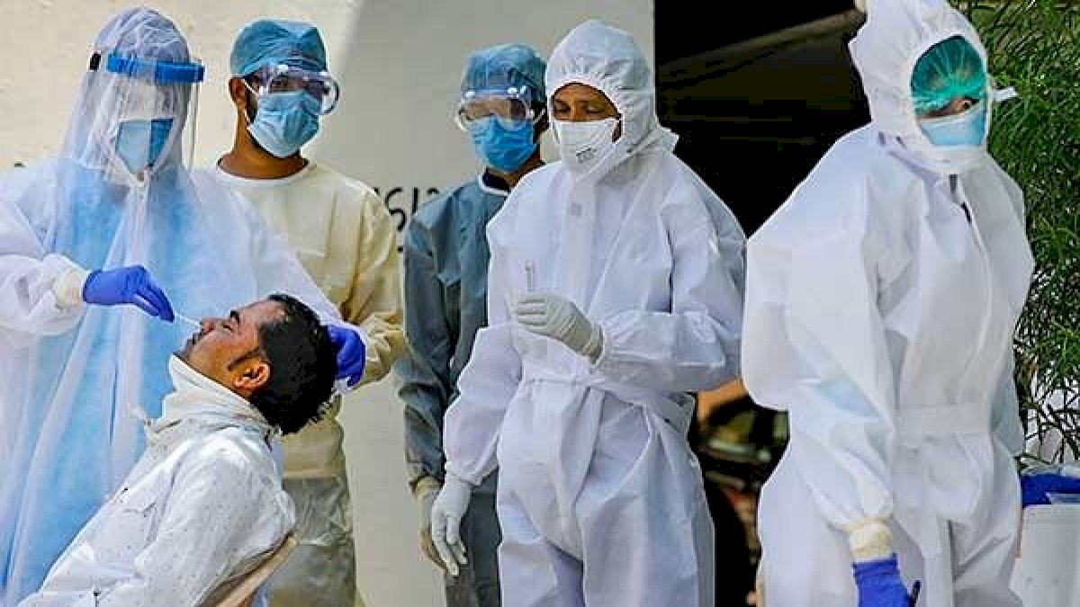 भारत में कोरोना का कहर जारी, दो महीने में बढे 8 गुना मरीज,देश में कुल संक्रमितों का आकंड़ा 1.22 करोड़ तक पहुंचा भारत में कोरोना का कहर जारी, दो महीने में बढे 8 गुना मरीज,देश में कुल संक्रमितों का आकंड़ा 1.22 करोड़ तक पहुंचा