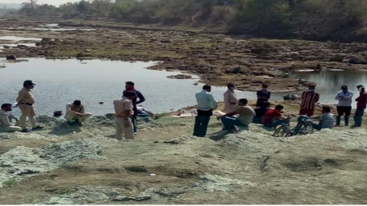 कलियासोत डैम में डूबने से 2 किशोरों की मौत, कपड़े औऱ साइकिल मिलने से की गई खोज कलियासोत डैम में डूबने से 2 किशोरों की मौत, कपड़े औऱ साइकिल मिलने से की गई खोज
