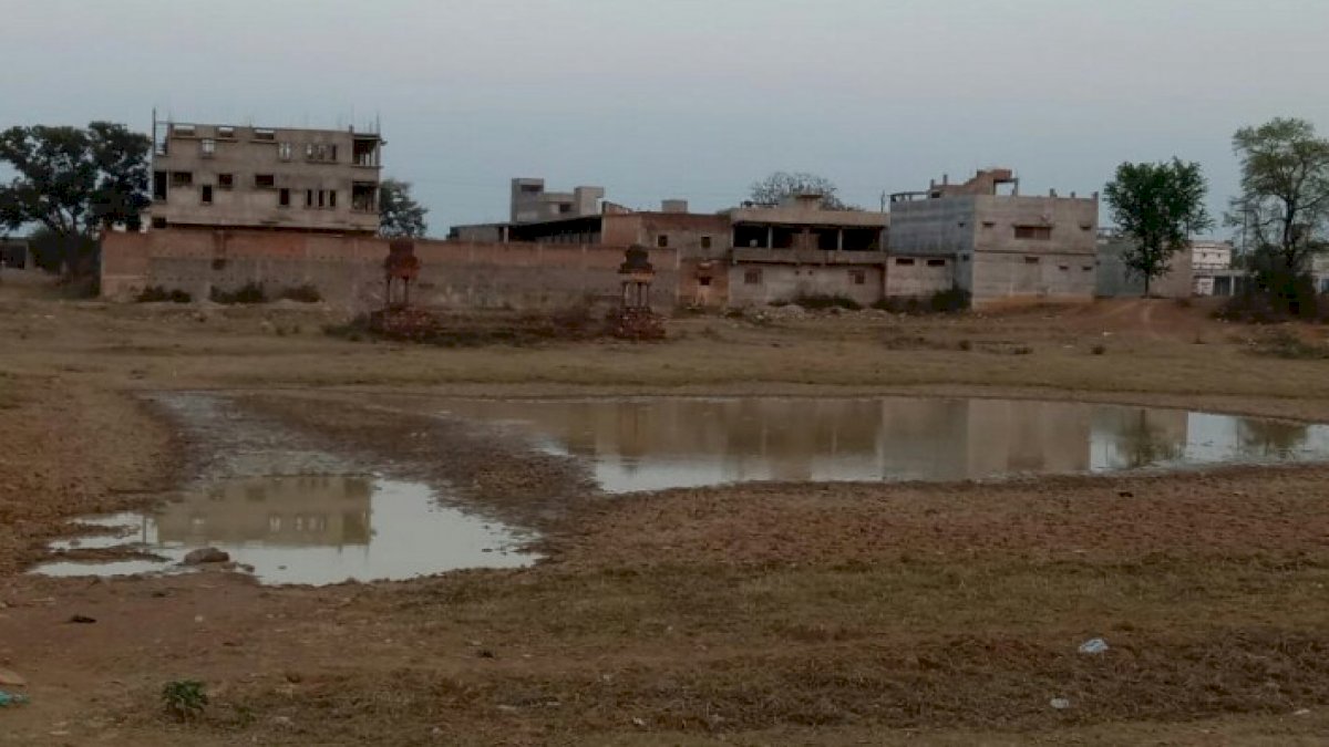 अवैध पत्रकारिता के लिए कटनी के एक पत्रकार को नोटिस, ग्रामीणों की माँग उठाने से तहसीलदार हुए नाराज़ अवैध पत्रकारिता के लिए कटनी के एक पत्रकार को नोटिस, ग्रामीणों की माँग उठाने से तहसीलदार हुए नाराज़