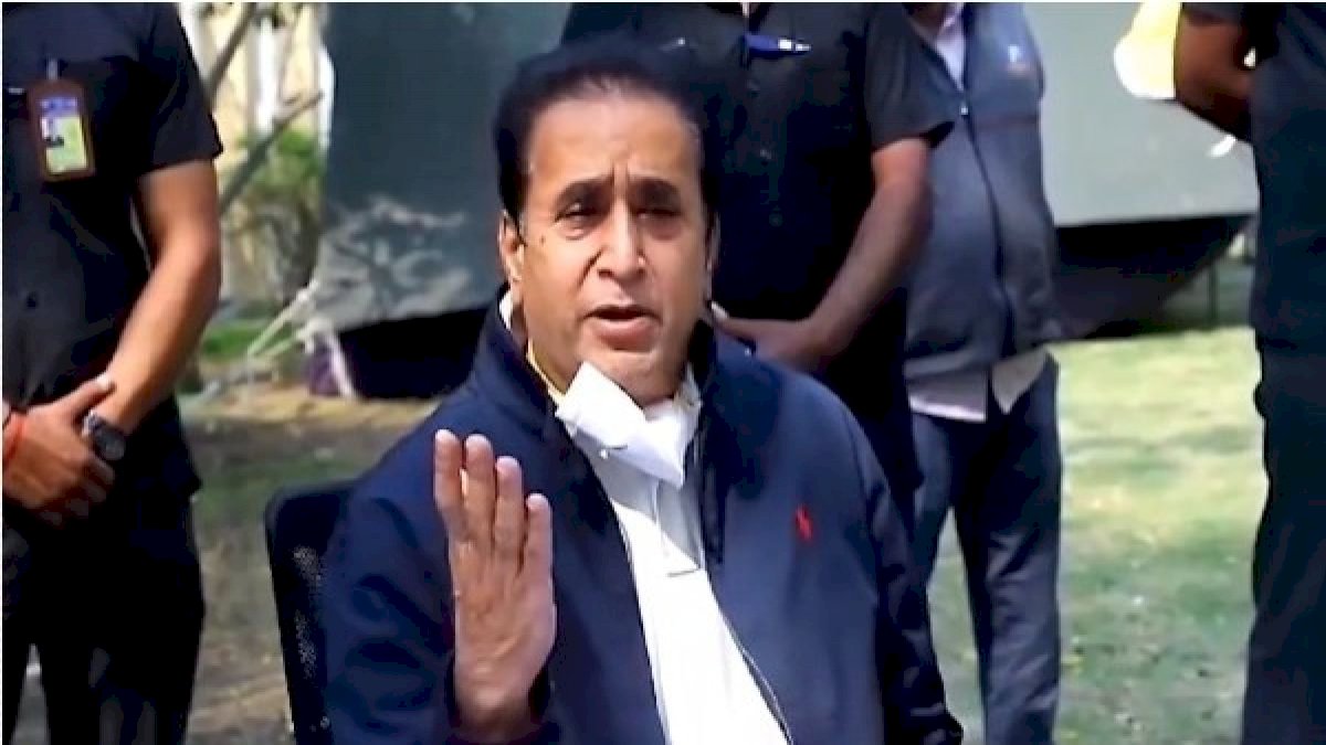 महाराष्ट्र के गृह मंत्री अनिल देशमुख ने पद से दिया इस्तीफ़ा महाराष्ट्र के गृह मंत्री अनिल देशमुख ने पद से दिया इस्तीफ़ा