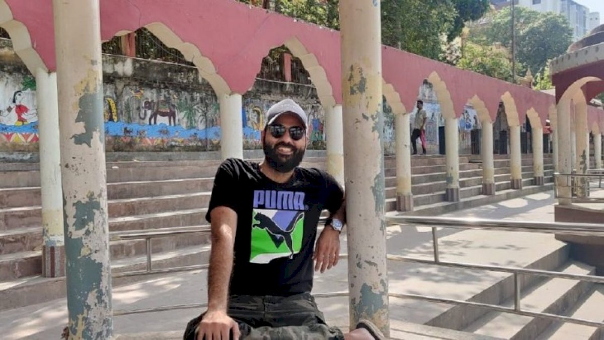 स्टैंड-अप कॉमेडियन कुणाल कामरा के साथ पैरेंट्स हुए कोरोना संक्रमित, सोशल मीडिया में दी जानकारी स्टैंड-अप कॉमेडियन कुणाल कामरा के साथ पैरेंट्स हुए कोरोना संक्रमित, सोशल मीडिया में दी जानकारी