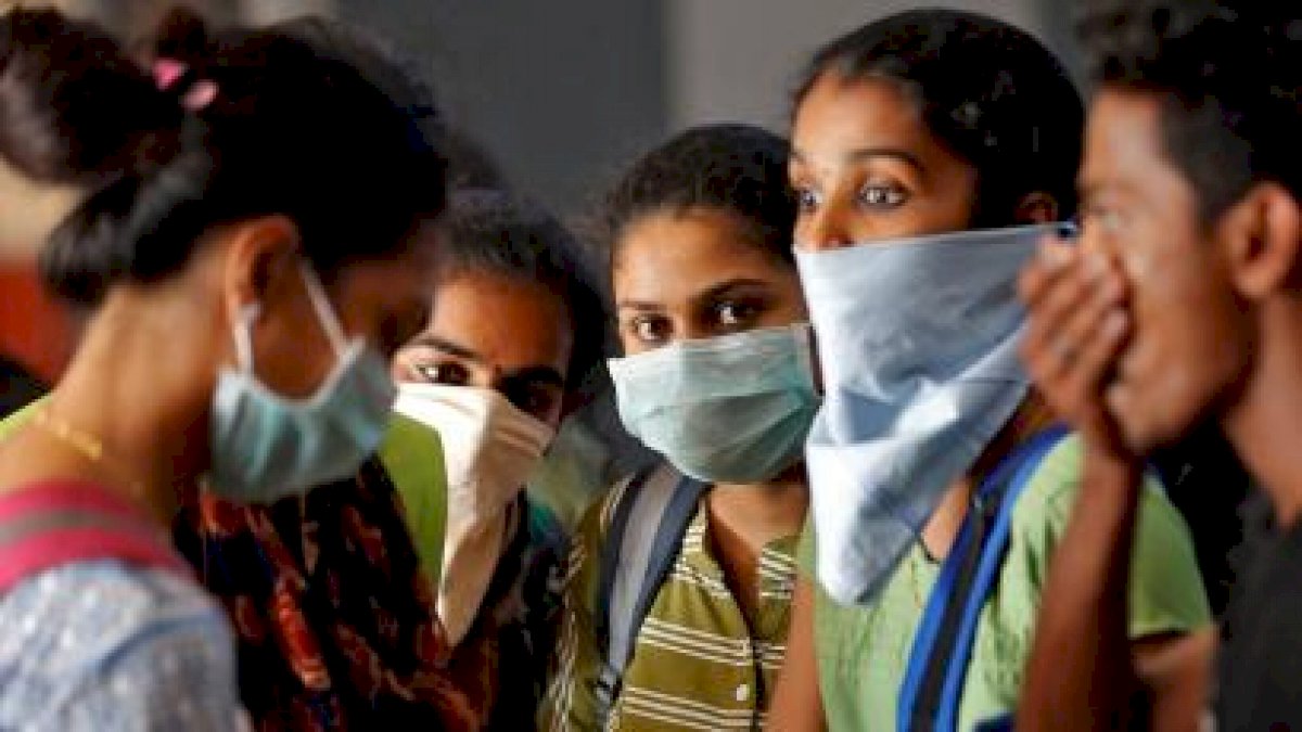 RT-PCR नेगेटिव आने के बावजूद कोरोना संक्रमित हो सकते हैं लोग, वडोदरा प्रशासन ने बीमा कंपनियों को दिया निर्देश RT-PCR नेगेटिव आने के बावजूद कोरोना संक्रमित हो सकते हैं लोग, वडोदरा प्रशासन ने बीमा कंपनियों को दिया निर्देश