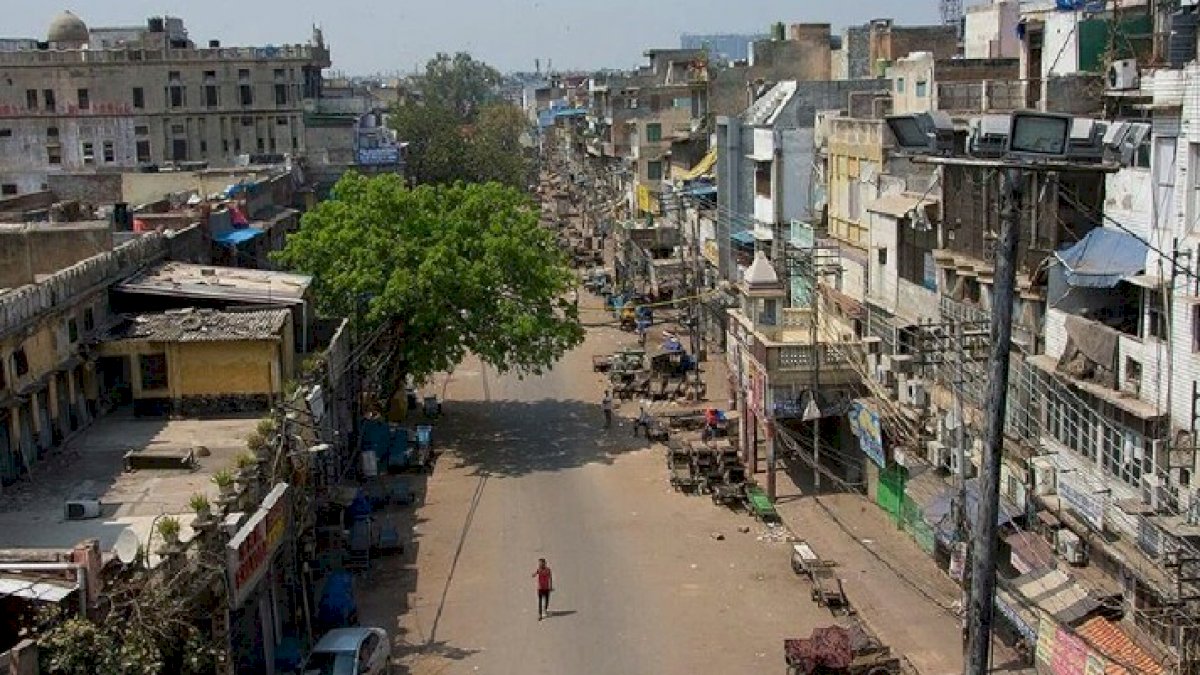 दमोह: सरकार ने रखा मुक्त तो जनता ने लगाया स्वघोषित लॉकडाउन दमोह: सरकार ने रखा मुक्त तो जनता ने लगाया स्वघोषित लॉकडाउन