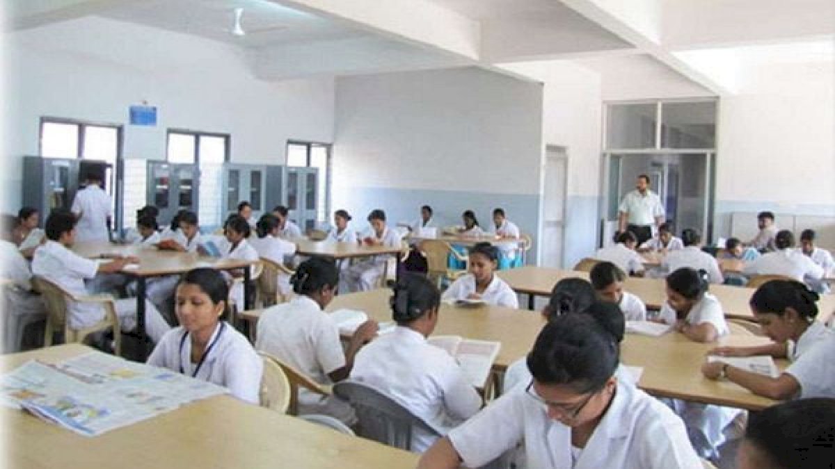 छत्तीसगढ़ में नर्सिंग की सभी परीक्षाएं स्थगित, आदेश जारी छत्तीसगढ़ में नर्सिंग की सभी परीक्षाएं स्थगित, आदेश जारी
