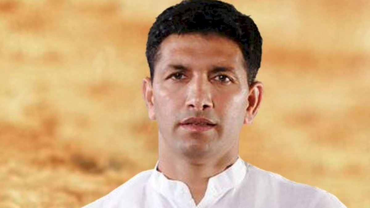 कोरोना की चपेट में आए पूर्व मंत्री जीतू पटवारी कोरोना की चपेट में आए पूर्व मंत्री जीतू पटवारी