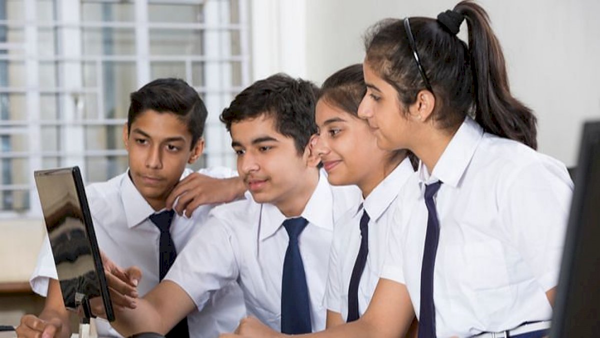 CISCE ने रद्द की दसवीं की बोर्ड परीक्षा, बारहवीं की परीक्षा स्थिति सामान्य होने तक स्थगित CISCE ने रद्द की दसवीं की बोर्ड परीक्षा, बारहवीं की परीक्षा स्थिति सामान्य होने तक स्थगित