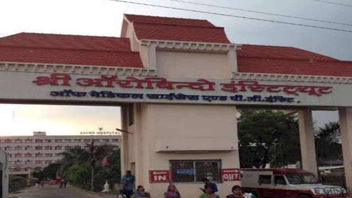 इंदौर: अरबिंदो अस्पताल में ऑक्सीजन की भारी किल्लत, अस्पताल ने परिजनों से कहा, या तो मरीज़ को ले जाओ या ऑक्सीजन ले आओ इंदौर: अरबिंदो अस्पताल में ऑक्सीजन की भारी किल्लत, अस्पताल ने परिजनों से कहा, या तो मरीज़ को ले जाओ या ऑक्सीजन ले आओ