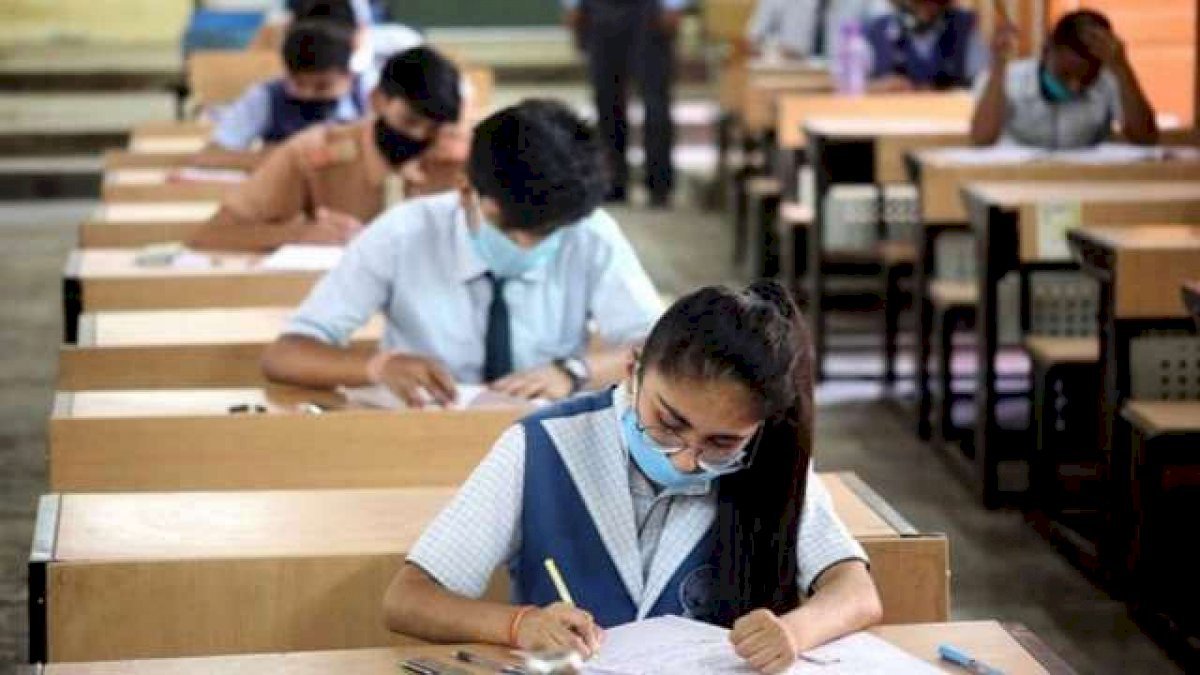 छत्तीसगढ़ बोर्ड की 10वीं क्लास की परीक्षा रद्द, 12 की परीक्षा अगले आदेश तक टाली गईं, कोरोना के बढ़ते मामलों की वजह से लिया फैसला छत्तीसगढ़ बोर्ड की 10वीं क्लास की परीक्षा रद्द, 12 की परीक्षा अगले आदेश तक टाली गईं, कोरोना के बढ़ते मामलों की वजह से लिया फैसला