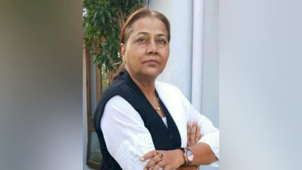 संक्रमण से ज़्यादा इच्छा शक्ति के कमज़ोर पड़ने की वजह से मर रहे हैं लोग, कोरोना को परास्त करने वालीं पत्रकार अनुराधा त्रिवेदी बता रही हैं अपने अनुभव संक्रमण से ज़्यादा इच्छा शक्ति के कमज़ोर पड़ने की वजह से मर रहे हैं लोग, कोरोना को परास्त करने वालीं पत्रकार अनुराधा त्रिवेदी बता रही हैं अपने अनुभव