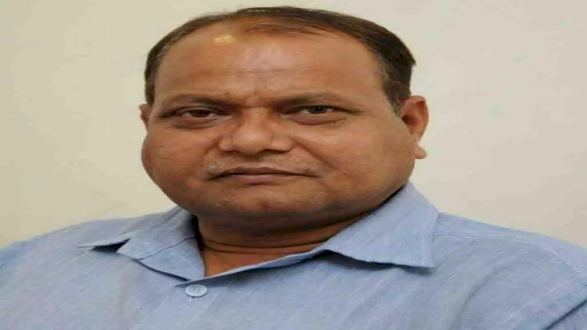 कोरोना से जंग हारे छत्तीसगढ़ के जनसंपर्क अधिकारी डॉक्टर छेदीलाल तिवारी, इलाज के दौरान निधन कोरोना से जंग हारे छत्तीसगढ़ के जनसंपर्क अधिकारी डॉक्टर छेदीलाल तिवारी, इलाज के दौरान निधन