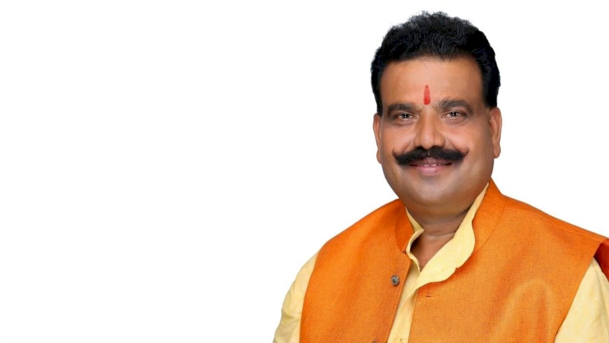 कोरोना खत्म हो गया है कह कर BJP विधायक ने मास्क लगाना छोड़ा था, वायरस ने ले ली जान कोरोना खत्म हो गया है कह कर BJP विधायक ने मास्क लगाना छोड़ा था, वायरस ने ले ली जान