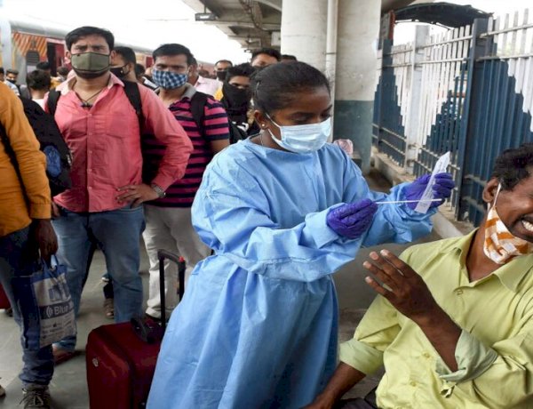 Photo Courtesy: Zeenews Photo Courtesy: Zeenews