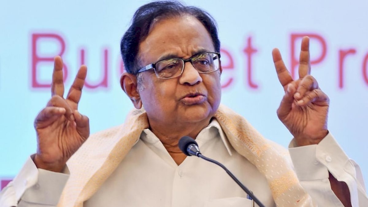 PM के संबोधन पर चिदंबरम का तंज, सीटें रह गईं खाली, नहीं बजाई किसी ने ताली PM के संबोधन पर चिदंबरम का तंज, सीटें रह गईं खाली, नहीं बजाई किसी ने ताली