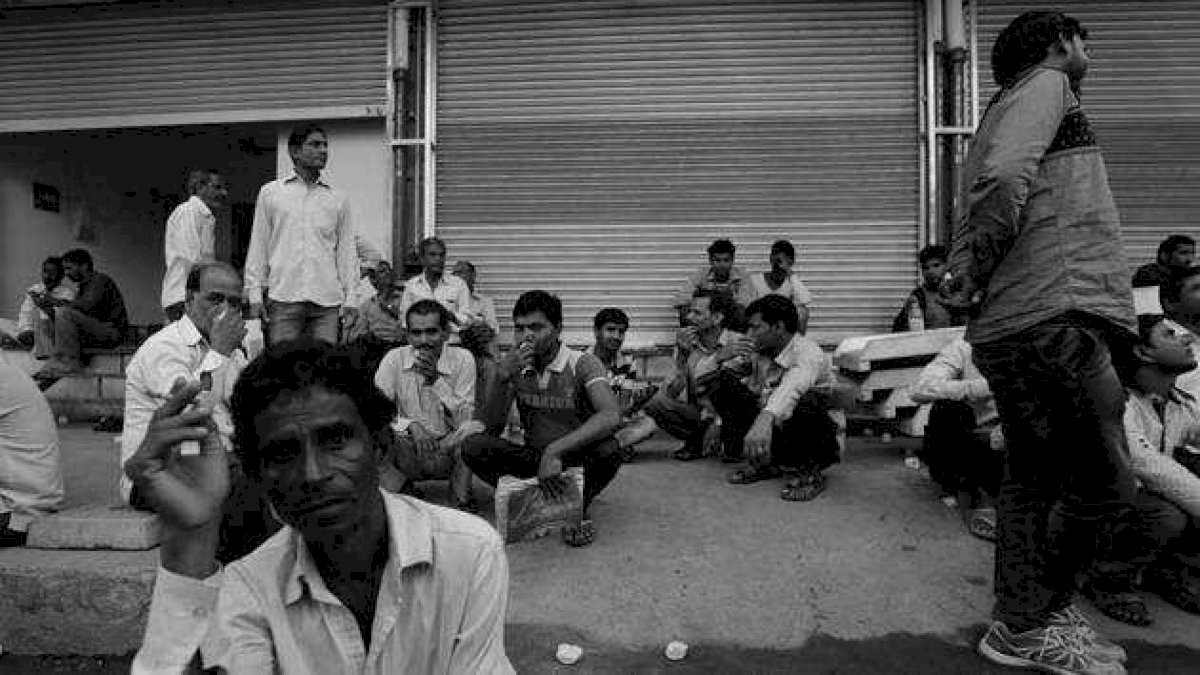 अप्रैल में 75 लाख लोगों ने रोजगार से धोया हाथ, बेरोजगारी दर चार महीने के सबसे उच्च स्तर पर अप्रैल में 75 लाख लोगों ने रोजगार से धोया हाथ, बेरोजगारी दर चार महीने के सबसे उच्च स्तर पर
