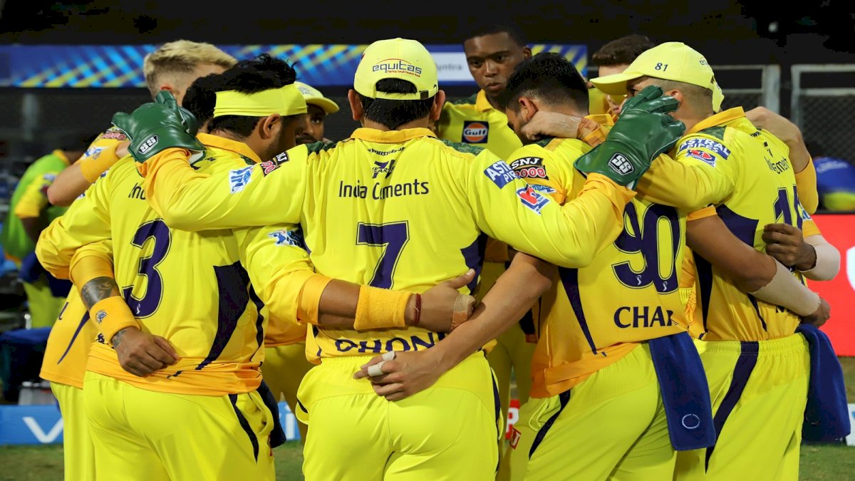 कोरोना के कहर के बीच आईपीएल हुआ सस्पेंड कोरोना के कहर के बीच आईपीएल हुआ सस्पेंड