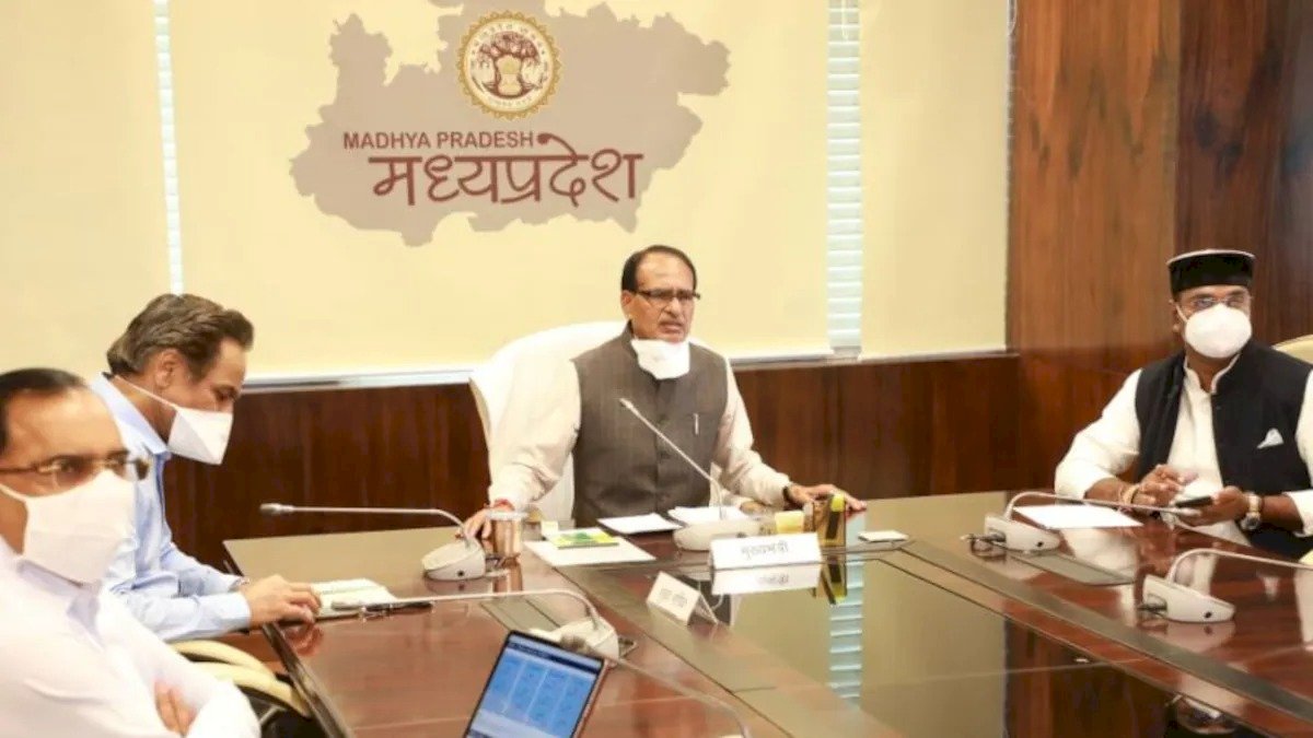 मप्र में 27 आईएएस अधिकारियों के तबादले, उपचुनाव वाले ज़िलों में प्रमुख बदलाव मप्र में 27 आईएएस अधिकारियों के तबादले, उपचुनाव वाले ज़िलों में प्रमुख बदलाव