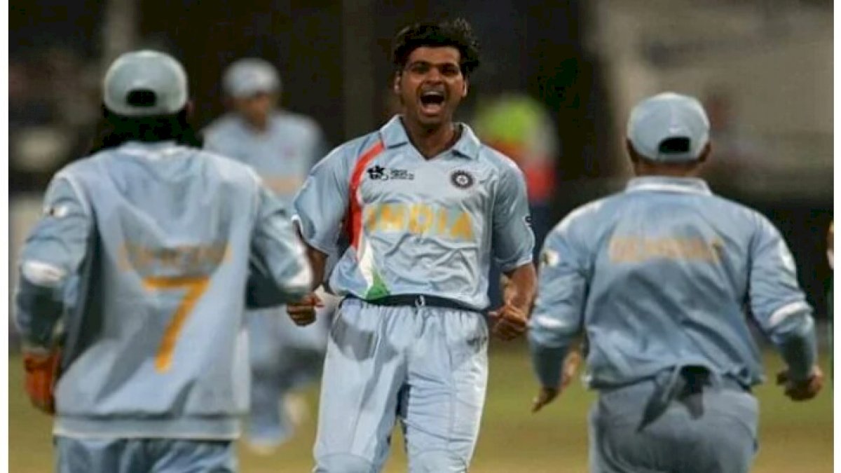 पूर्व तेज गेंदबाज आरपी सिंह के पिता का कोरोना से निधन, क्रिकेटर ने ट्वीट कर दी जानकारी पूर्व तेज गेंदबाज आरपी सिंह के पिता का कोरोना से निधन, क्रिकेटर ने ट्वीट कर दी जानकारी