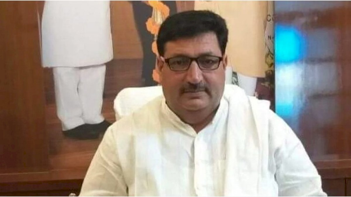 केंद्रीय मंत्री संजीव बालियान के भाई की कोरोना से मौत, पंचायत चुनाव में हुए थे संक्रमित, दूसरे भाई की हालत गंभीर केंद्रीय मंत्री संजीव बालियान के भाई की कोरोना से मौत, पंचायत चुनाव में हुए थे संक्रमित, दूसरे भाई की हालत गंभीर