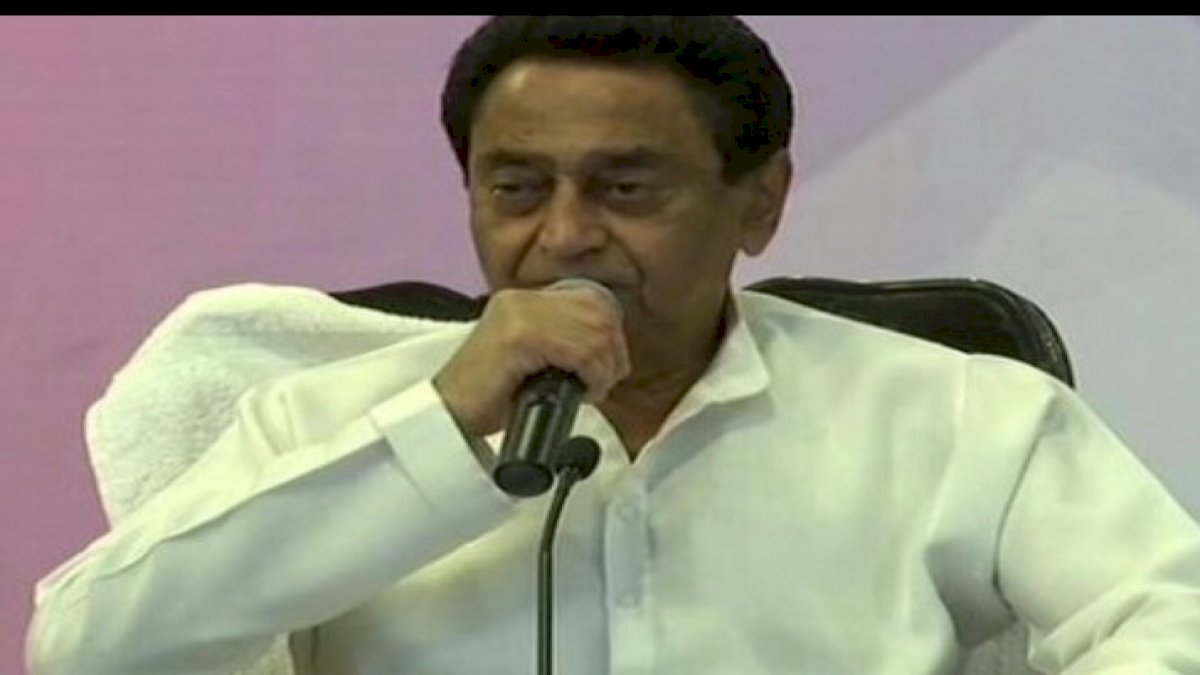 पूर्व सीएम कमलनाथ ने लगाए कई आरोप, कहा- मौतों के आंकड़े छुपा रही शिवराज सरकार, मार्च-अप्रैल में 1 लाख 2 हजार मौतें पूर्व सीएम कमलनाथ ने लगाए कई आरोप, कहा- मौतों के आंकड़े छुपा रही शिवराज सरकार, मार्च-अप्रैल में 1 लाख 2 हजार मौतें