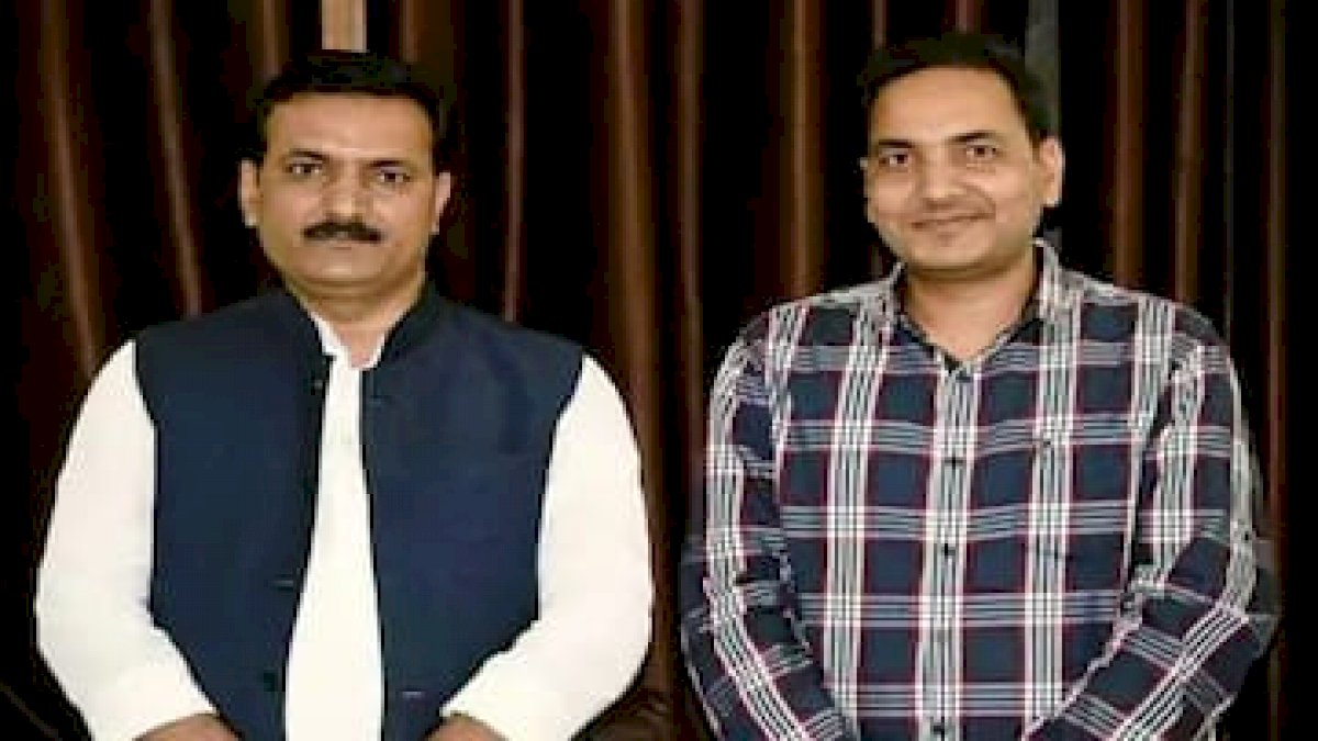 शिक्षा मंत्री का भाई गरीब कोटे से बना असिस्टेंट प्रोफेसर, सोशल मीडिया पर बवाल शिक्षा मंत्री का भाई गरीब कोटे से बना असिस्टेंट प्रोफेसर, सोशल मीडिया पर बवाल