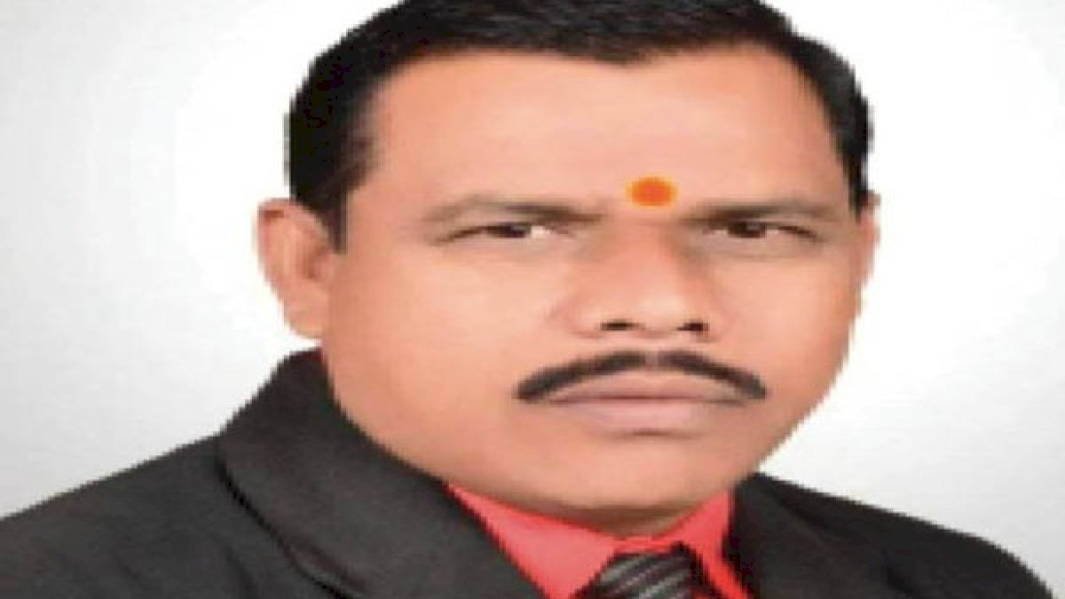 इंदौर में पुजारी की बेरहमी से पिटाई, दूसरे दिन मौत, बेटे ने लगाया बीजेपी नेता पर आरोप इंदौर में पुजारी की बेरहमी से पिटाई, दूसरे दिन मौत, बेटे ने लगाया बीजेपी नेता पर आरोप