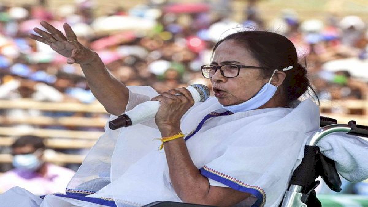 सोनाली गुहा के बाद टीएमसी के दो और बागियों ने की घर वापसी की अपील, बोले- गलती हो गई थी सोनाली गुहा के बाद टीएमसी के दो और बागियों ने की घर वापसी की अपील, बोले- गलती हो गई थी