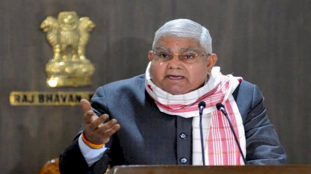 टीएमसी सांसद कल्याण बनर्जी ने जगदीप धनखड़ को जेल भेजने की दी धमकी, लोगों से की राज्यपाल के खिलाफ मुकदमा दर्ज कराने की अपील टीएमसी सांसद कल्याण बनर्जी ने जगदीप धनखड़ को जेल भेजने की दी धमकी, लोगों से की राज्यपाल के खिलाफ मुकदमा दर्ज कराने की अपील
