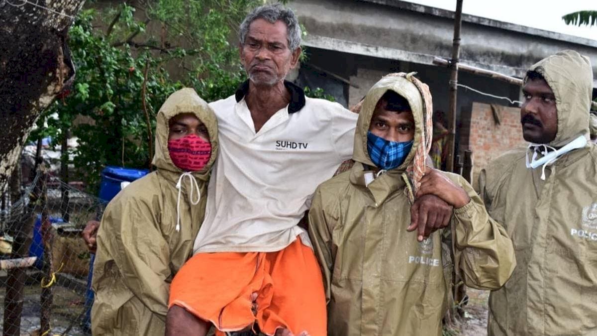 यास प्रभावित तीन राज्यों के लिए 1 हजार करोड़ आवंटित, नुकसान के हिसाब से बांटी जाएगी राशि यास प्रभावित तीन राज्यों के लिए 1 हजार करोड़ आवंटित, नुकसान के हिसाब से बांटी जाएगी राशि