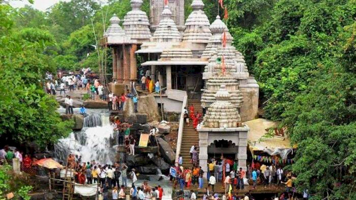 छत्तीसगढ़ में पुजारियों ने मंदिर खोलने की मांग की छत्तीसगढ़ में पुजारियों ने मंदिर खोलने की मांग की
