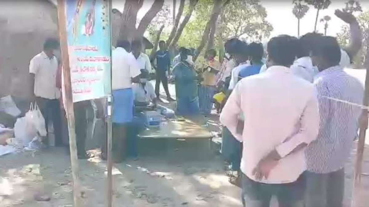 चमत्कारी दवा से दस मिनट में ठीक होने का दावा करने वाले व्यक्ति की हुई मौत चमत्कारी दवा से दस मिनट में ठीक होने का दावा करने वाले व्यक्ति की हुई मौत