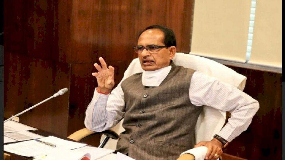 शिवराज ने की सभी मुख्यमंत्रियों को मिलकर पीएम को पत्र लिखने की मांग, मोदी सरकार की टीकाकरण नीति का किया बचाव शिवराज ने की सभी मुख्यमंत्रियों को मिलकर पीएम को पत्र लिखने की मांग, मोदी सरकार की टीकाकरण नीति का किया बचाव