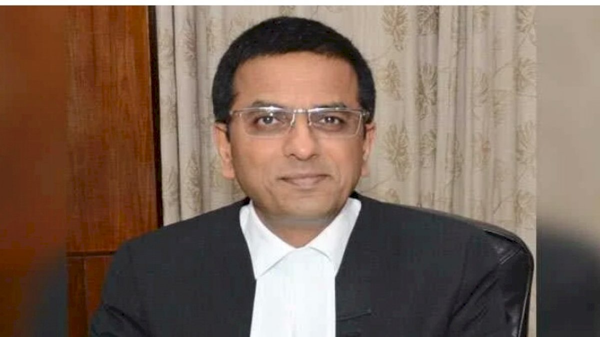 सुप्रीम कोर्ट के जज का केंद्र सरकार पर व्यंग्य, कहा भगवान से प्रार्थना करेंगे जल्द से जल्द टीकाकरण हो जाए सुप्रीम कोर्ट के जज का केंद्र सरकार पर व्यंग्य, कहा भगवान से प्रार्थना करेंगे जल्द से जल्द टीकाकरण हो जाए