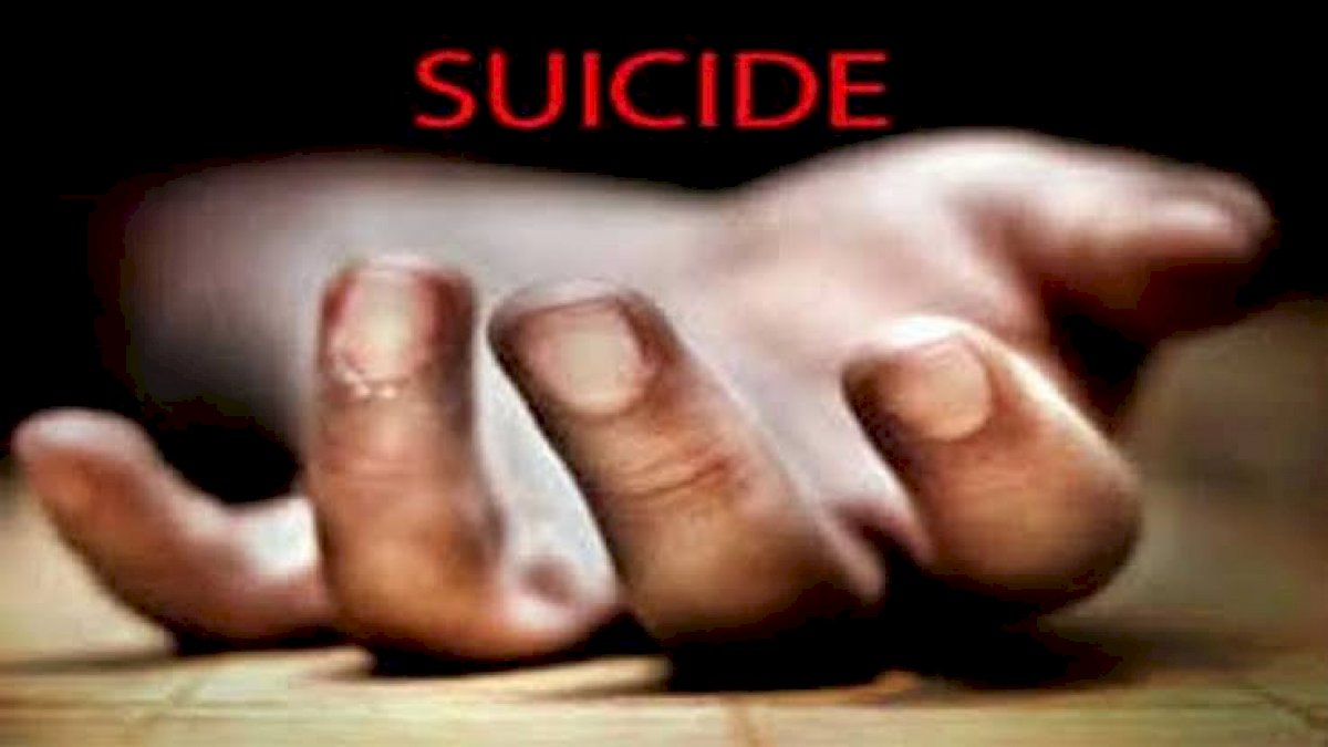 6 महीने से किराया न भर पाने से परेशान मजदूर ने की आत्महत्या, परिजनों ने पुलिस पर लगाया मारपीट का आरोप 6 महीने से किराया न भर पाने से परेशान मजदूर ने की आत्महत्या, परिजनों ने पुलिस पर लगाया मारपीट का आरोप