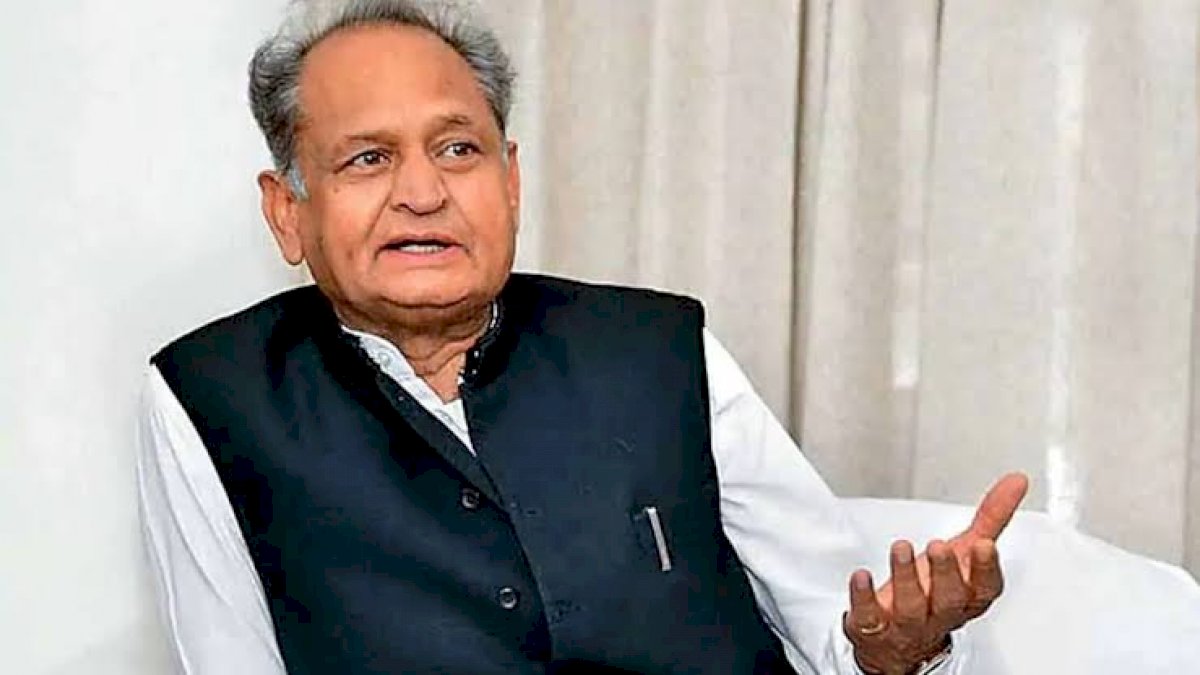 GST के लिए बने मंत्री समूह में कांग्रेस से कोई नहीं, अशोक गहलोत बोले केंद्र का रवैया संघीय ढांचे के खिलाफ GST के लिए बने मंत्री समूह में कांग्रेस से कोई नहीं, अशोक गहलोत बोले केंद्र का रवैया संघीय ढांचे के खिलाफ