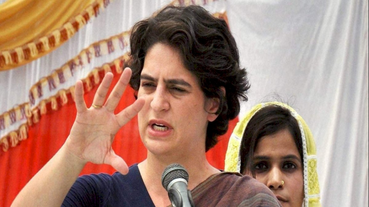 कांग्रेस के सीएम पद का चेहरा हो सकती हैं प्रियंका गांधी, सलमान खुर्शीद ने दिए संकेत कांग्रेस के सीएम पद का चेहरा हो सकती हैं प्रियंका गांधी, सलमान खुर्शीद ने दिए संकेत
