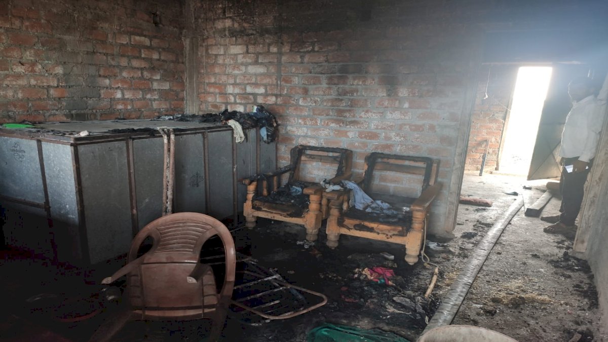 सांप्रदायिक हिंसा के मामले में शिवराज सरकार को HC का नोटिस, 6 हफ्ते में मांगा जवाब सांप्रदायिक हिंसा के मामले में शिवराज सरकार को HC का नोटिस, 6 हफ्ते में मांगा जवाब