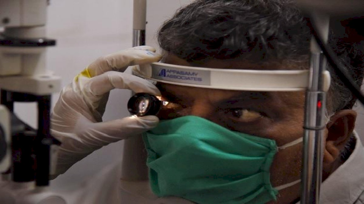 देश में ब्लैक फंगस से 28 हज़ार से ज़्यादा मरीज़ पीड़ित, महाराष्ट्र और गुजरात सबसे ज़्यादा प्रभावित देश में ब्लैक फंगस से 28 हज़ार से ज़्यादा मरीज़ पीड़ित, महाराष्ट्र और गुजरात सबसे ज़्यादा प्रभावित