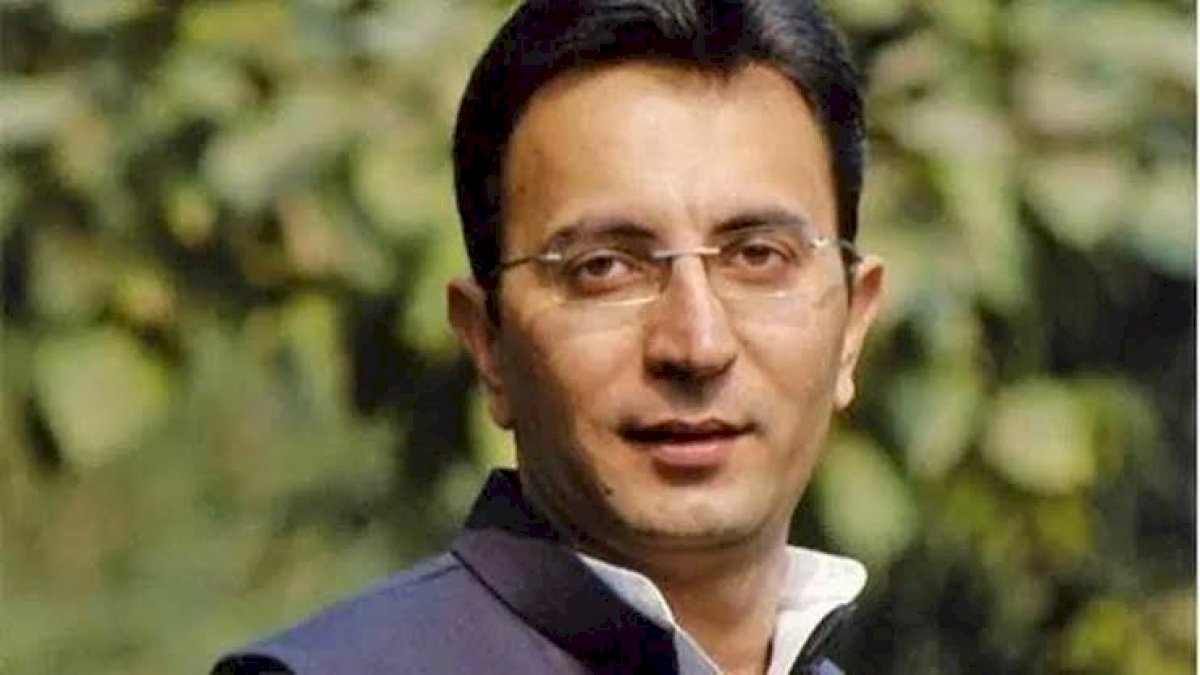 कपिल सिब्बल की प्रसाद पॉलिटिक्स वाली टिप्पणी पर जितिन प्रसाद का पलटवार, शिवसेना से गठबंधन करते समय कहां गई थी विचारधारा कपिल सिब्बल की प्रसाद पॉलिटिक्स वाली टिप्पणी पर जितिन प्रसाद का पलटवार, शिवसेना से गठबंधन करते समय कहां गई थी विचारधारा