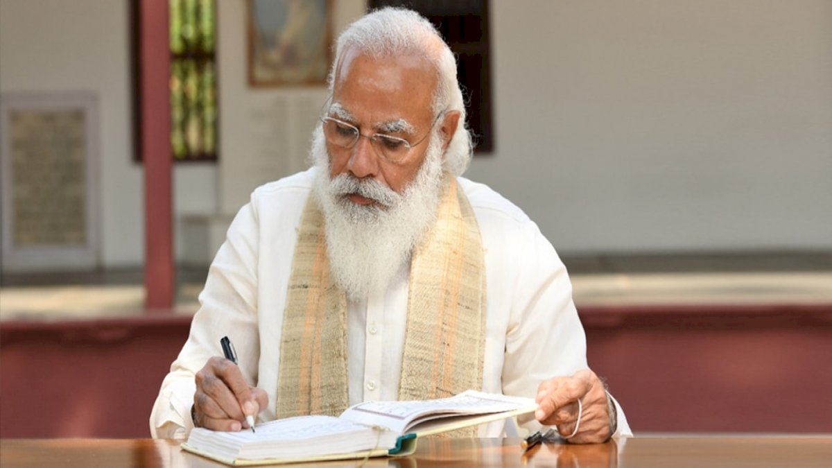केंद्रीय कैबिनेट में होगी बड़ी फेरबदल, मोदी ने शाह और नड्डा से की मुलाकात, जगह बनाने की जुगत में सिंधिया केंद्रीय कैबिनेट में होगी बड़ी फेरबदल, मोदी ने शाह और नड्डा से की मुलाकात, जगह बनाने की जुगत में सिंधिया