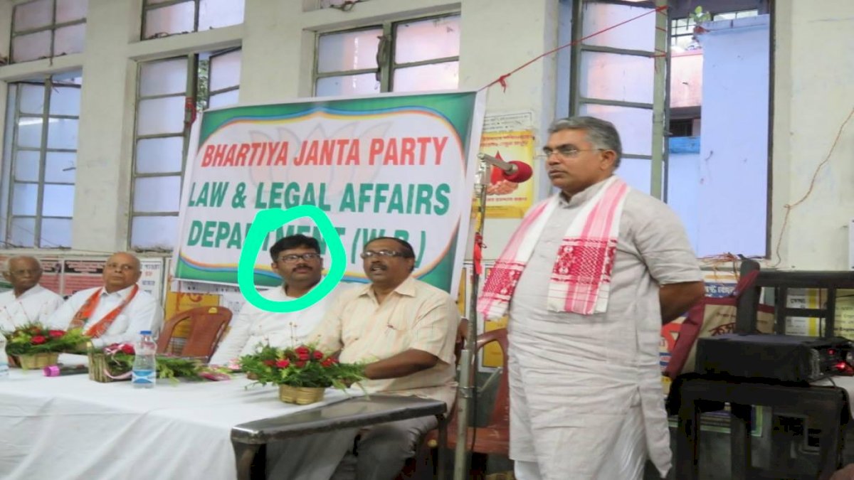 नंदीग्राम मामले की सुनवाई टली, टीएमसी सांसद बोले- क्या न्यायपालिका और नीचे गिरेगी नंदीग्राम मामले की सुनवाई टली, टीएमसी सांसद बोले- क्या न्यायपालिका और नीचे गिरेगी