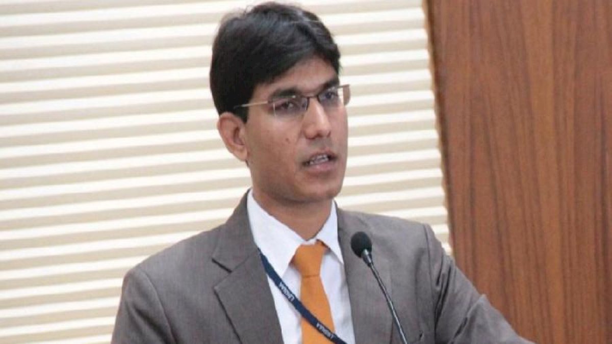 MP के IAS अधिकारी ने DGP से मांगी सुरक्षा, सिग्नल ऐप पर मिली थी जान से मरने की धमकी MP के IAS अधिकारी ने DGP से मांगी सुरक्षा, सिग्नल ऐप पर मिली थी जान से मरने की धमकी