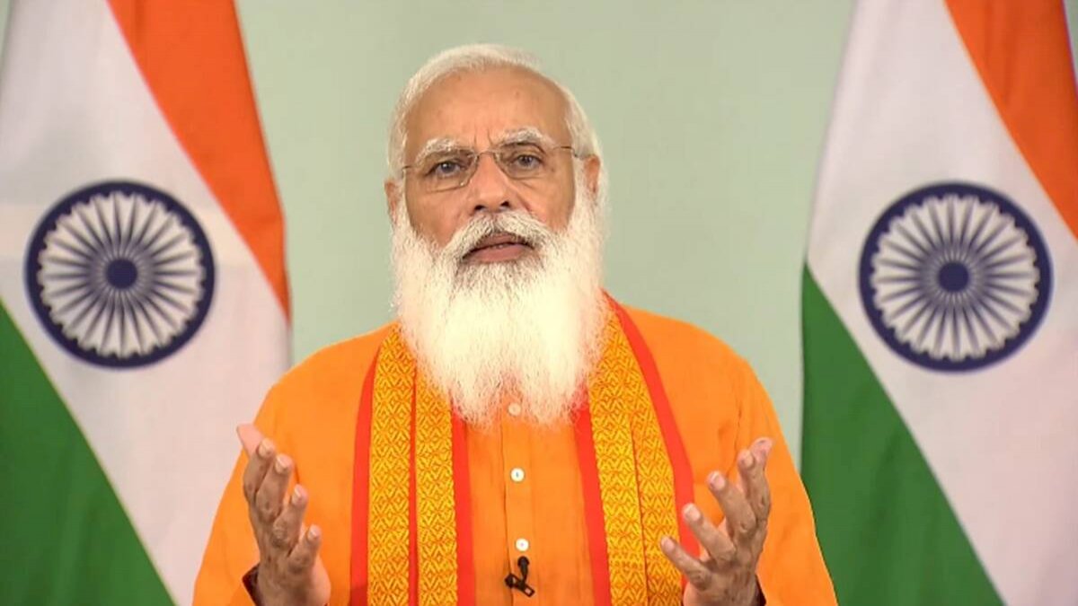 स्ट्रेस से स्ट्रेंथ की ओर ले जाता है योग, पीएम मोदी के संबोधन की मुख्य बातें स्ट्रेस से स्ट्रेंथ की ओर ले जाता है योग, पीएम मोदी के संबोधन की मुख्य बातें